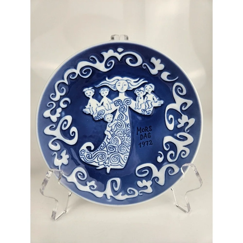 Royal Copenhagen Mors‎ Dag Plates 1971 1972 1973 Set